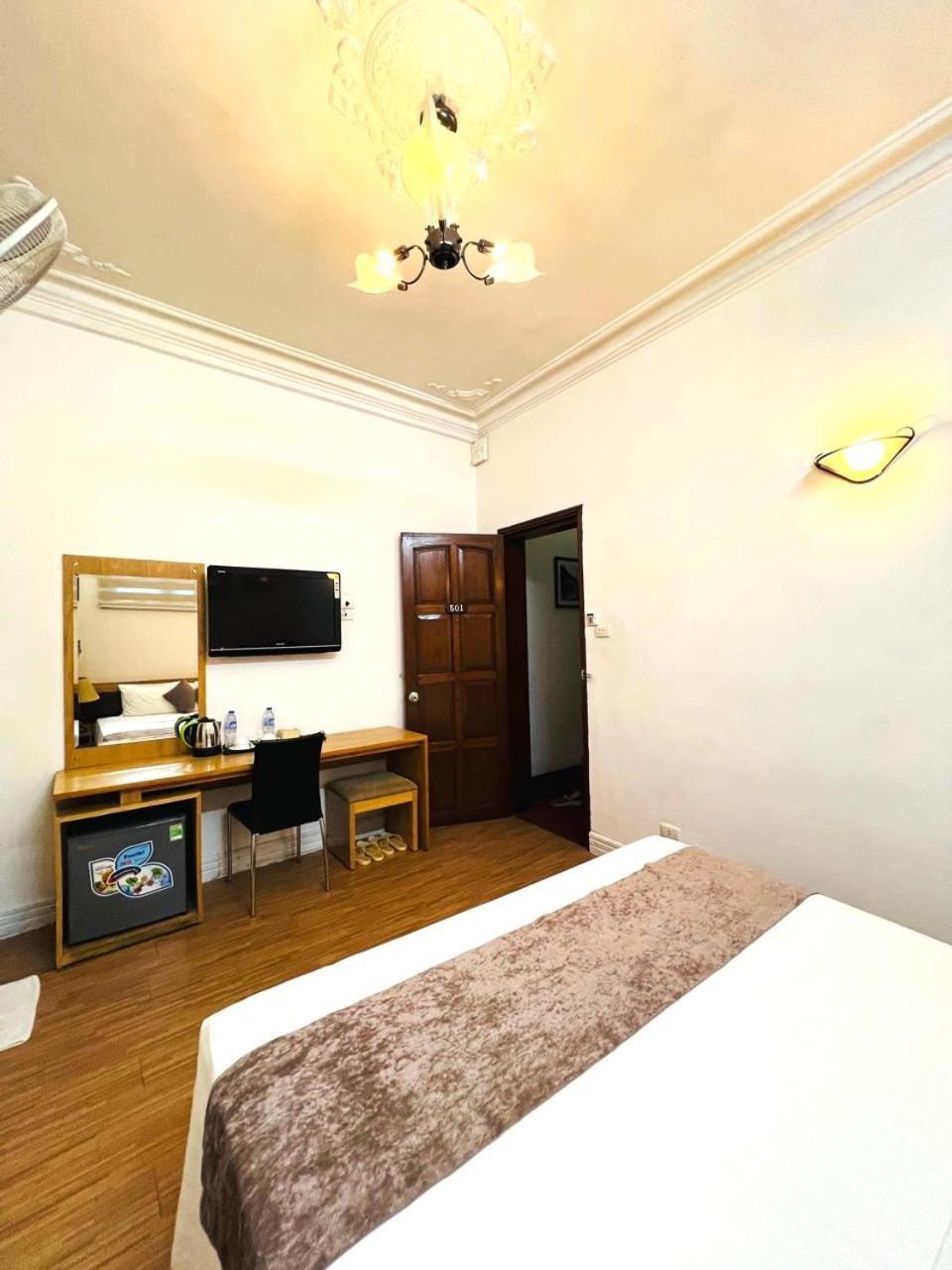 Hanoi Win Hotel & Travel Dış mekan fotoğraf